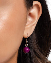 Load image into Gallery viewer, Showroom Swirl - Purple necklace G033
