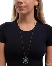 Load image into Gallery viewer, Family Crest - Copper necklace F060
