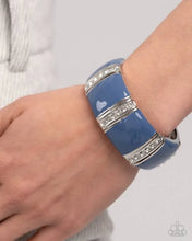 Load image into Gallery viewer, $16 SET: Fashionable Fringe - Blue necklace + hinge bracelet D011

