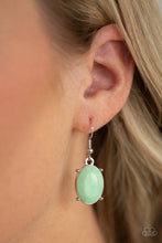 Load image into Gallery viewer, Goddess Glow - Green necklace B027
