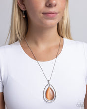 Load image into Gallery viewer, Stunning Session - Orange necklace A049
