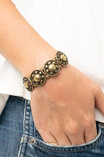 Load image into Gallery viewer, Rural Fields - Brass bracelet F017
