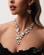 Load image into Gallery viewer, The Effulgent Zi necklace G010
