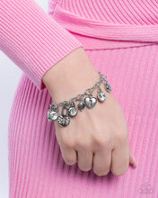 Load image into Gallery viewer, 2 pc SET: Luxurious Locks - White necklace + bracelet G033
