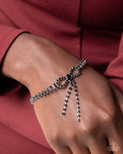 Load image into Gallery viewer, 2 pc SET: Dapper Delicacy - Black necklace + bracelet G033
