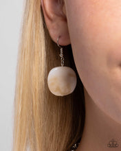 Load image into Gallery viewer, Worthwhile Wheels - White necklace G034
