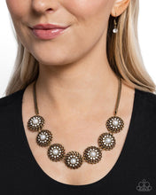 Load image into Gallery viewer, Doll House - Brass necklace Box 14
