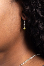 Load image into Gallery viewer, Minimal EFFORTLESS - green necklace A100
