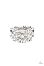 Load image into Gallery viewer, Diva Daydream - white ring 1581
