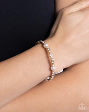Load image into Gallery viewer, Ladylike Leader - Gold Coil Bracelet E067

