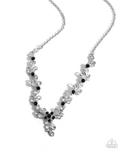 Load image into Gallery viewer, Refreshing Refinement - Black NECKLACE G107

