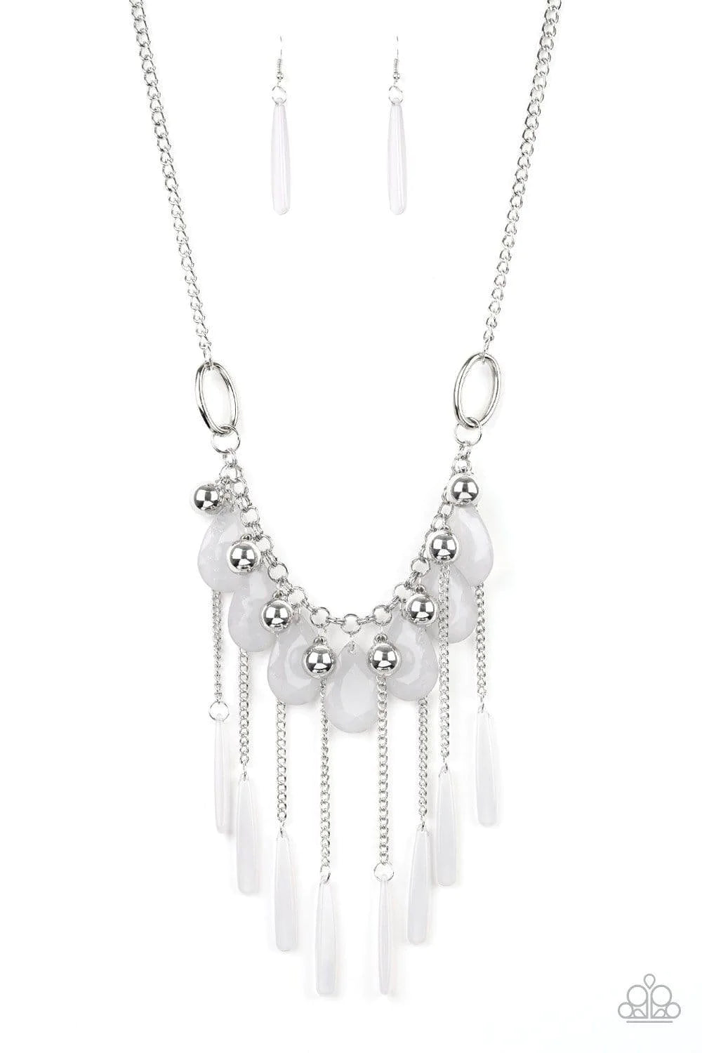 Roaring Riviera - White Necklace D076