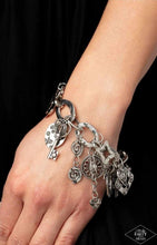 Load image into Gallery viewer, Spur Of The Moment - Silver ZI bracelet C029
