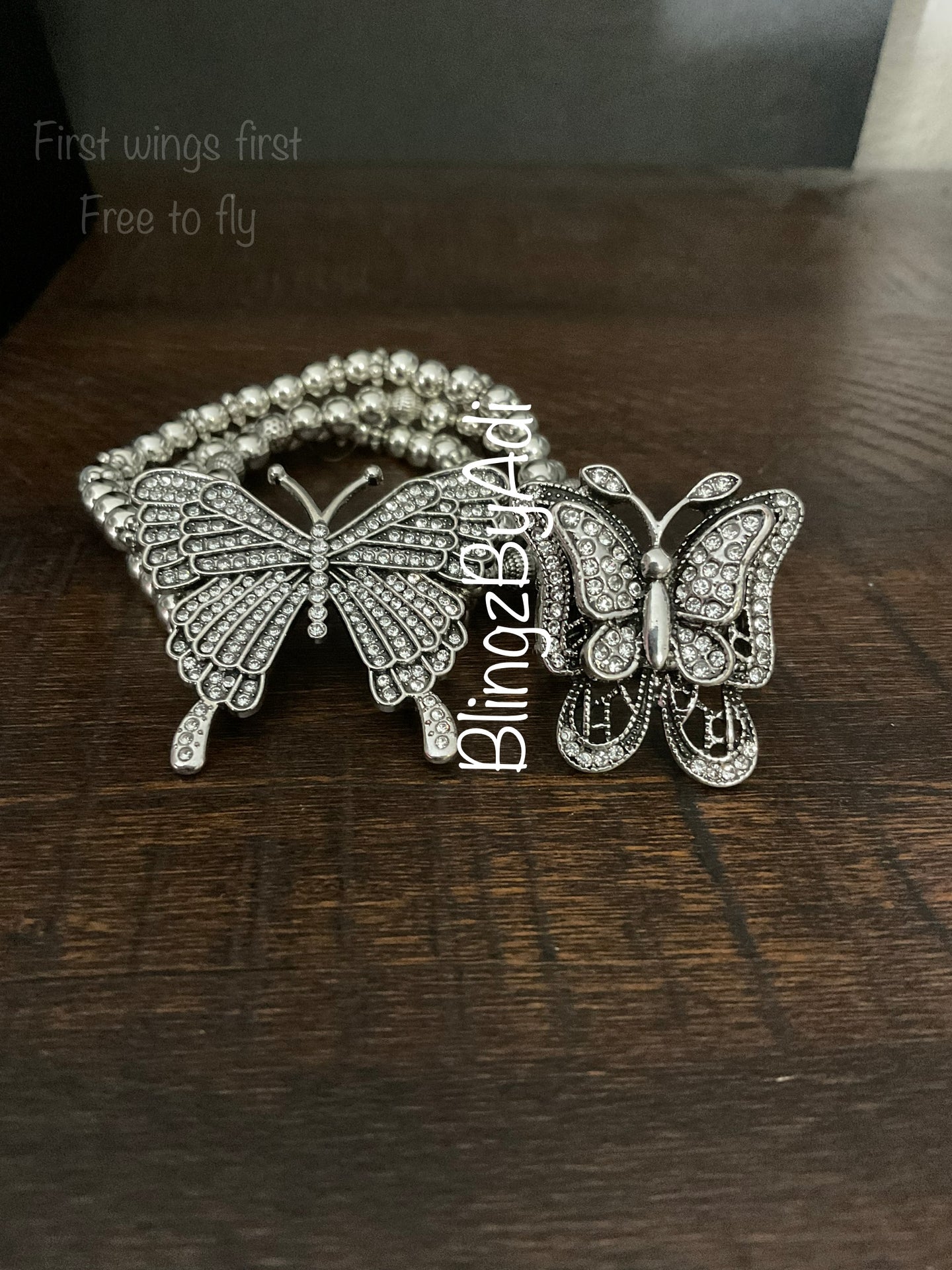 $10 white butterfly set