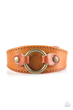 Load image into Gallery viewer, Western Wrangler - Brown snap bracelet A008
