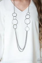 Load image into Gallery viewer, Ring In The Radiance - Silver necklace D069
