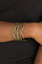 Load image into Gallery viewer, Zesty Zimbabwe - brass bracelet F029
