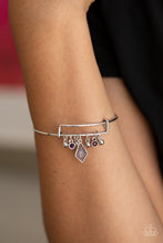Load image into Gallery viewer, Treasure Charms - purple bracelet E096
