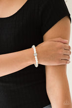 Load image into Gallery viewer, Follow My Lead - White bracelet 551
