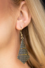 Load image into Gallery viewer, Terra Trending - Brass earring F111
