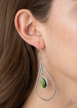 Load image into Gallery viewer, Ethereal Elegance - Green Earring 1531

