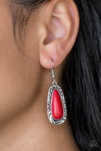Load image into Gallery viewer, Cruzin' Colorado - red earring F034
