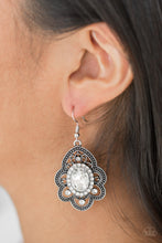 Load image into Gallery viewer, Reign Supreme - white earring 543

