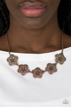 Load image into Gallery viewer, Garden Groove - Copper necklace 584

