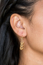 Load image into Gallery viewer, Industrial Illumination - Gold necklace 982
