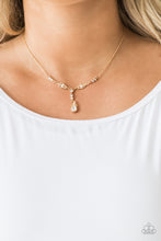 Load image into Gallery viewer, Diva Dazzle - Gold necklace 997
