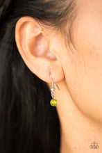 Load image into Gallery viewer, Just Drop It! - Green necklace 531
