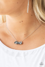 Load image into Gallery viewer, Deco Decadence - Silver necklace 2045
