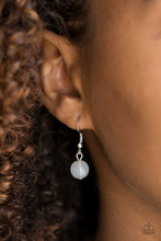 Load image into Gallery viewer, So Pop-YOU-lar - Silver necklace 705
