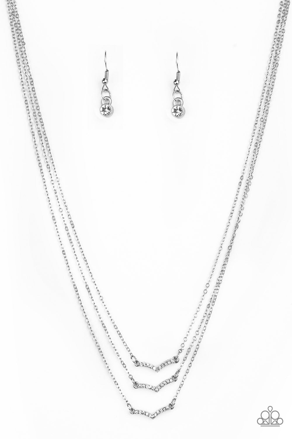 Pretty Petite - White necklace 1951