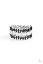 Load image into Gallery viewer, Treasury Fund - Black ring 2018
