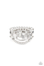 Load image into Gallery viewer, Treasure Chest Charm - White ring F068
