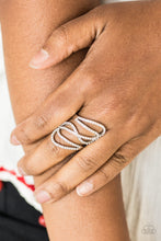 Load image into Gallery viewer, Chasing Starlight - White ring 805
