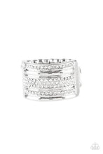 Load image into Gallery viewer, Top Dollar Drama - White ring B076

