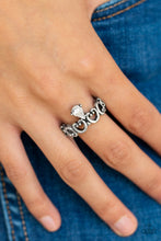Load image into Gallery viewer, Twinkling Tiaras - White ring 1512
