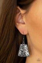 Load image into Gallery viewer, Here Comes The Huntress - Multi necklace 1889
