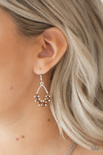 Load image into Gallery viewer, Fancy First - Brown earring 889
