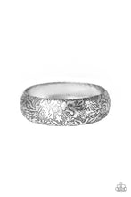 Load image into Gallery viewer, Garden Villa - Silver bracelet 2047
