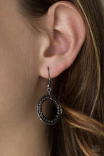 Load image into Gallery viewer, Savagely She-Wolf - Multi necklace 851
