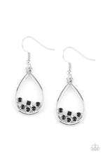 Load image into Gallery viewer, Raindrop Radiance - Black earring 844
