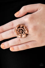 Load image into Gallery viewer, FLOWERBED and Breakfast - Copper ring 594

