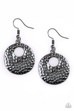 Load image into Gallery viewer, A Taste For Texture - Black earring 841
