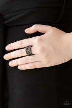 Load image into Gallery viewer, Tell Me How You Really FRILL - Black ring F053
