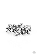 Load image into Gallery viewer, Stop and Smell The Flowers - Silver ring 1893
