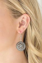 Load image into Gallery viewer, Written In The STAR LILIES - White necklace 558
