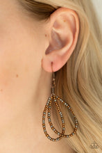 Load image into Gallery viewer, City Catwalk - Copper necklace A078
